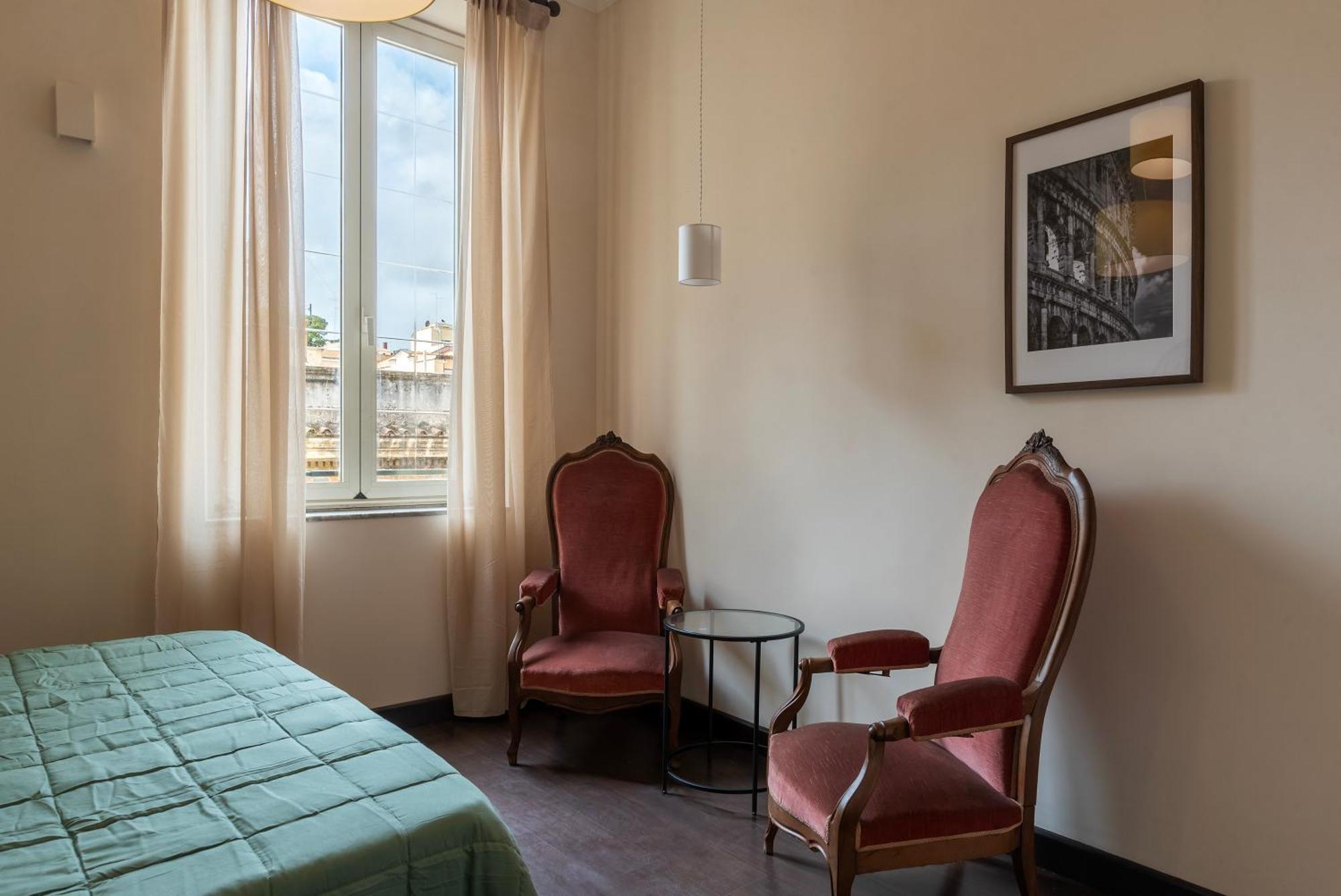Colosseo & San Clemente Apartment ローマ エクステリア 写真